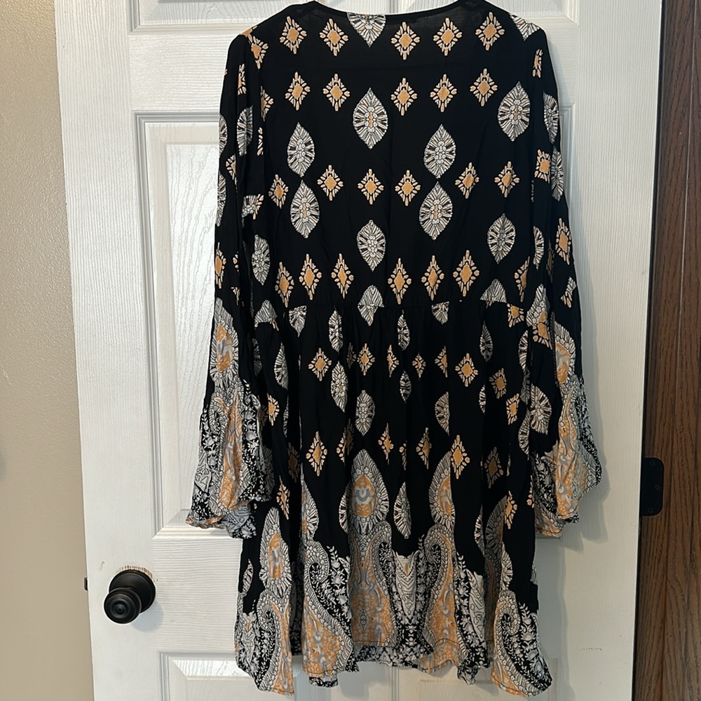 Black/ print flowy sundress - Picture 6 of 8
